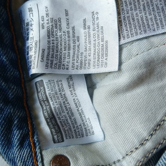 LEVI'S : BUTTON FLY JEAN SHORTS: SIZE 29 - Picture 4 of 7